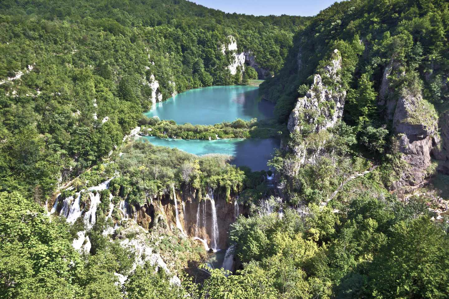 kroatien-plitvicer-seen-nationalpar-wasserfall-g-478016814_bearbeitet.jpg