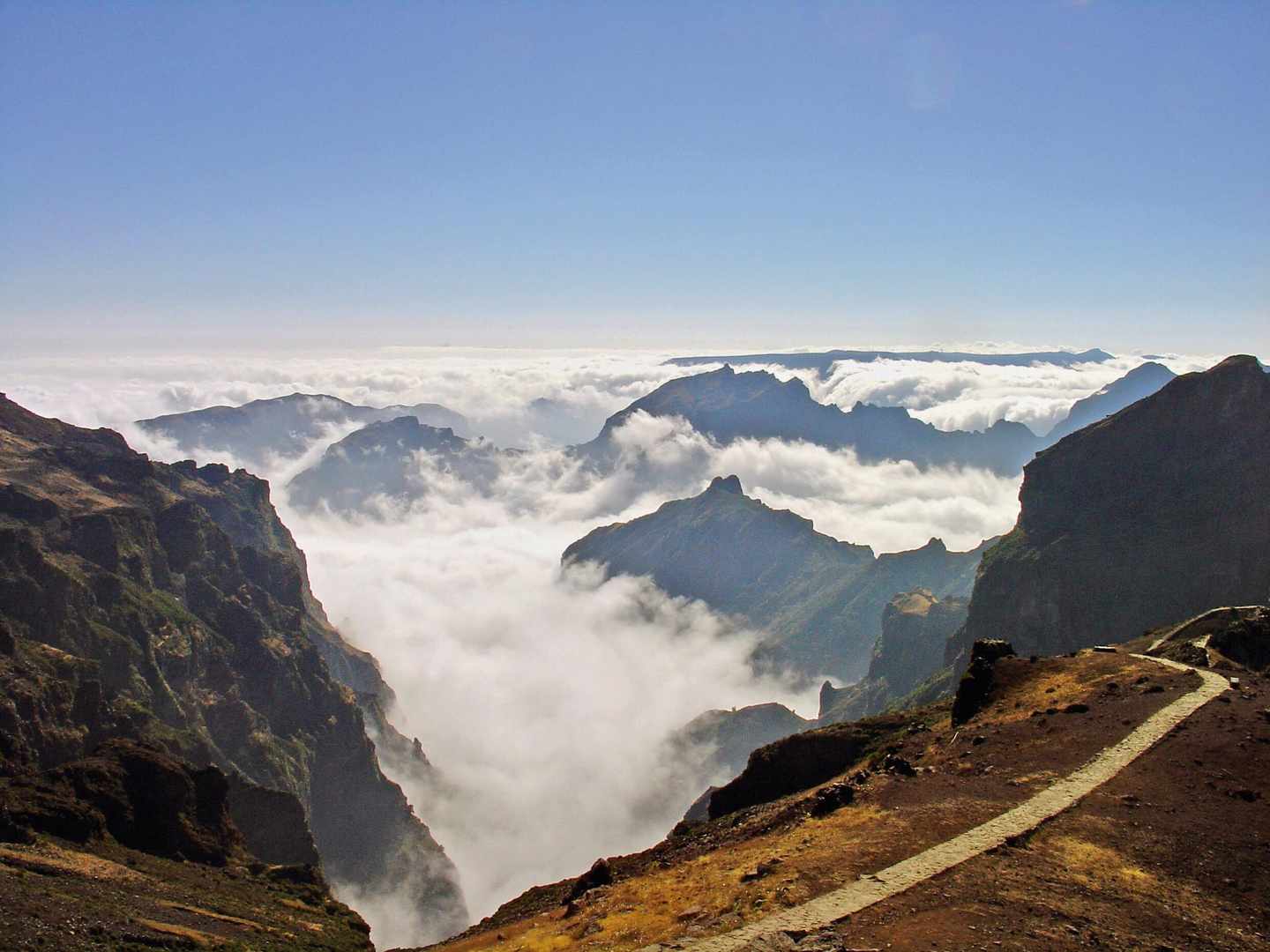 madeira-berge-wolken-p-W40217.jpg