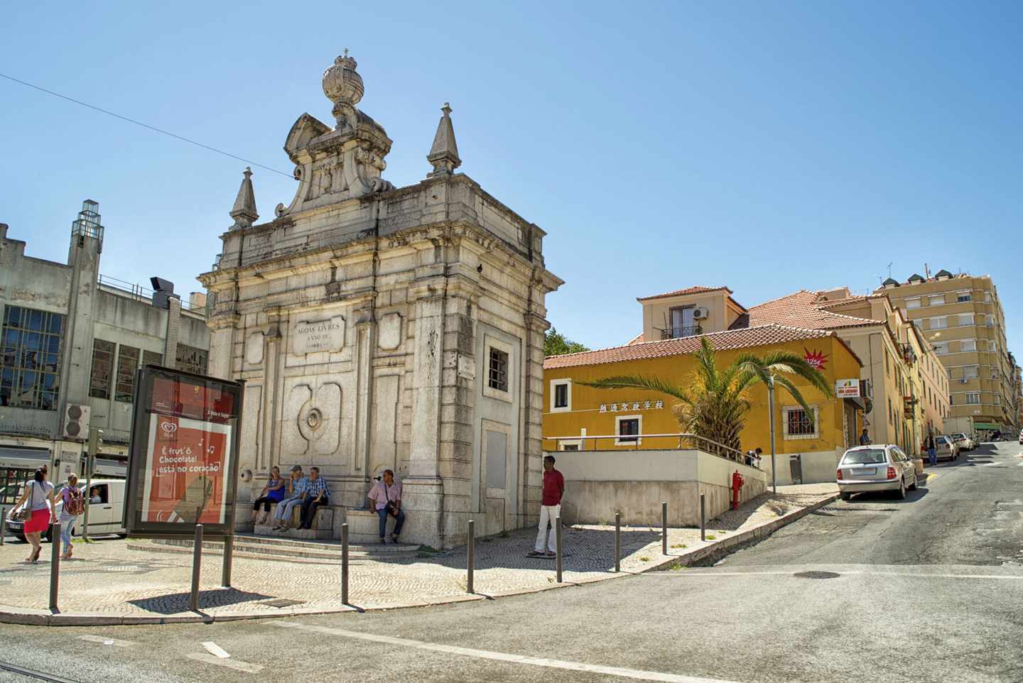 lissabon-kirche-strasse-t-515866515.jpg