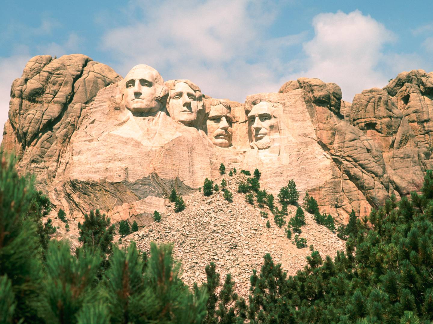 blt11e715b16d830de9-usa-mount-rushmore-g-157587143-lp.jpg usa-mount-rushmore-g-157587143-lp.jpg