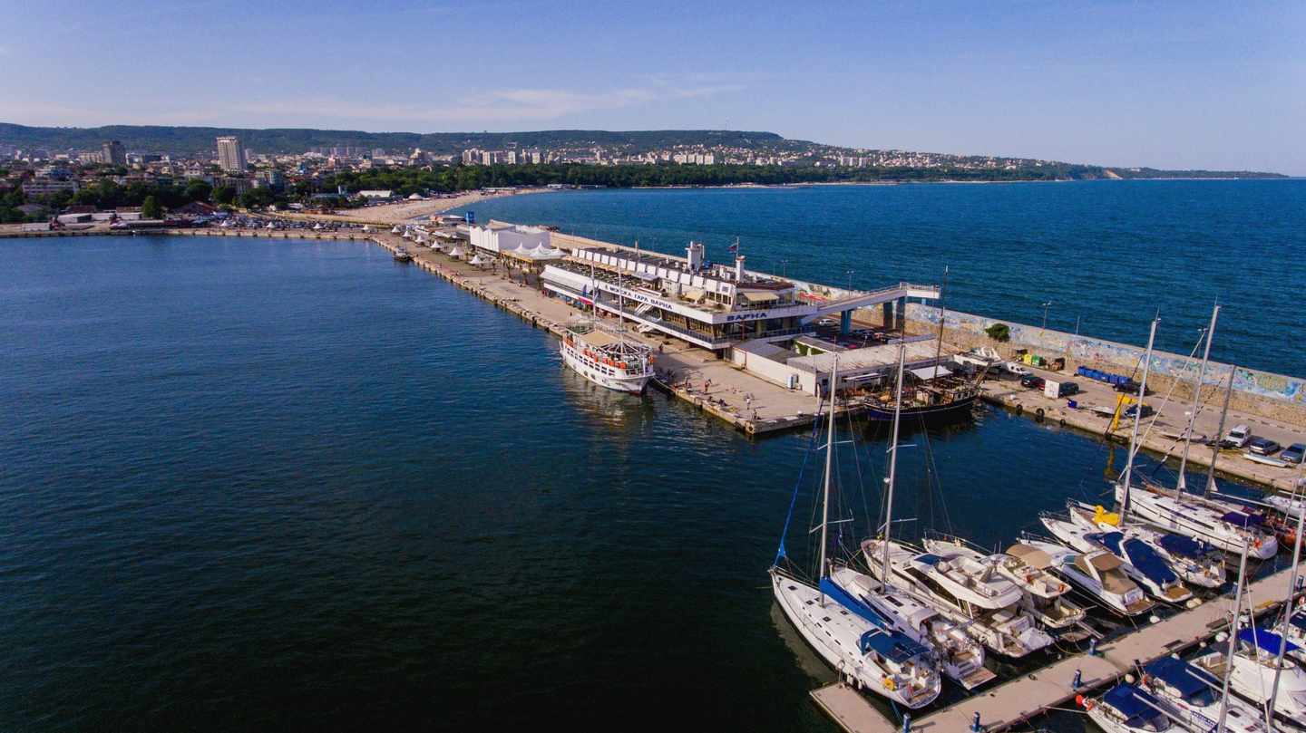 blt68820f327092db03-bulgarien-varna-hafen.jpg Varna Hafen