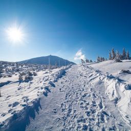tschechien-riesengebirge-winterlandschaft-klein-g-1283175399.jpg