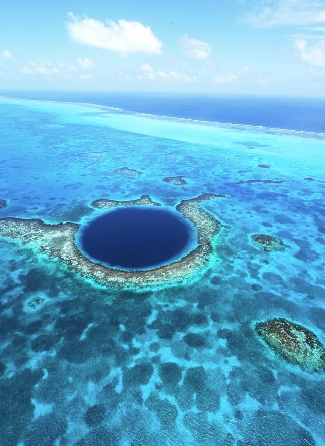 belize-blue-hole-luftaufnahme-f.jpg
