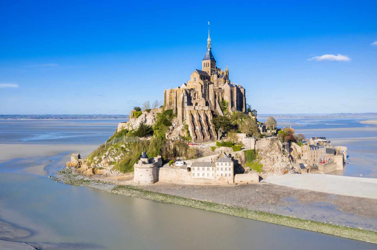 frankreich-normandie-mont-saint-michel-klein-g-1164305309.jpg