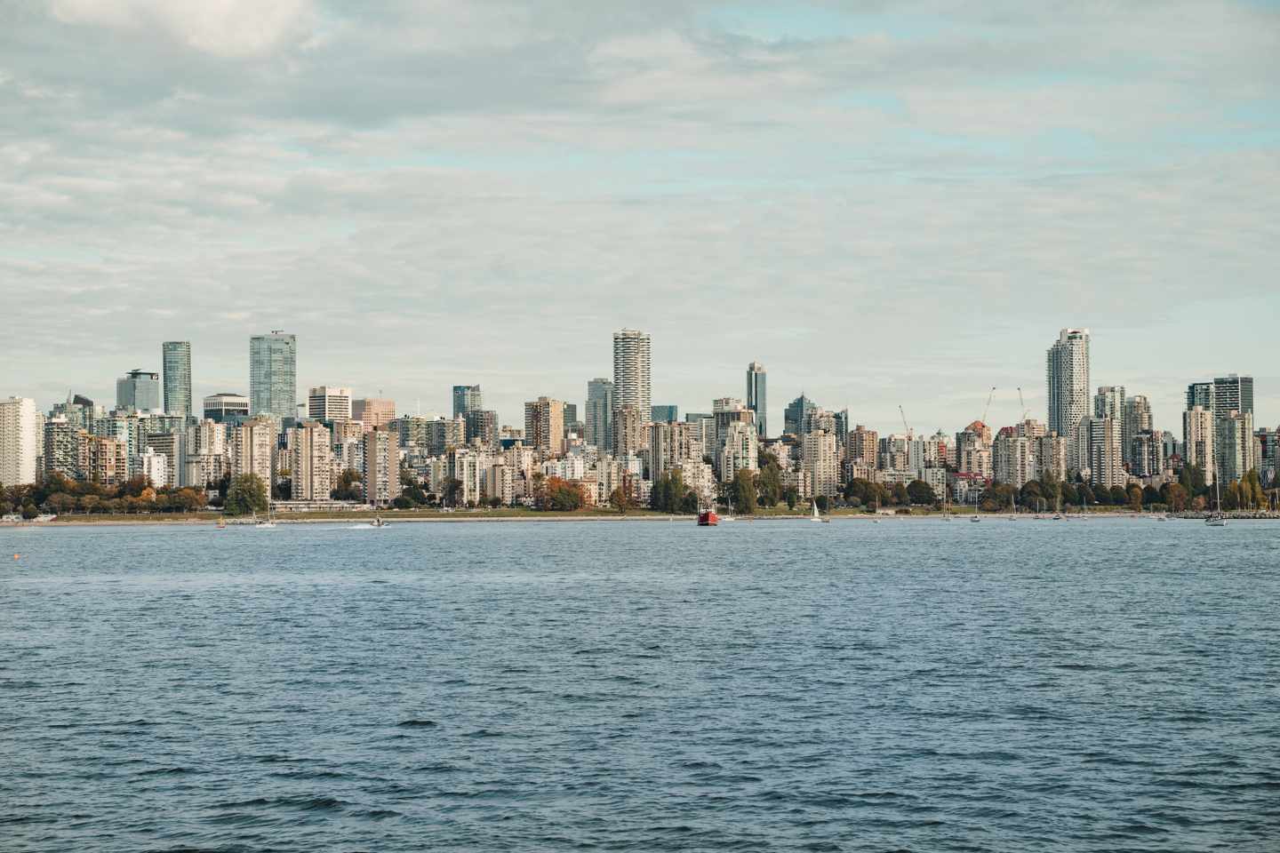 intohimoni_Vancouver_Skyline_Neu.jpg