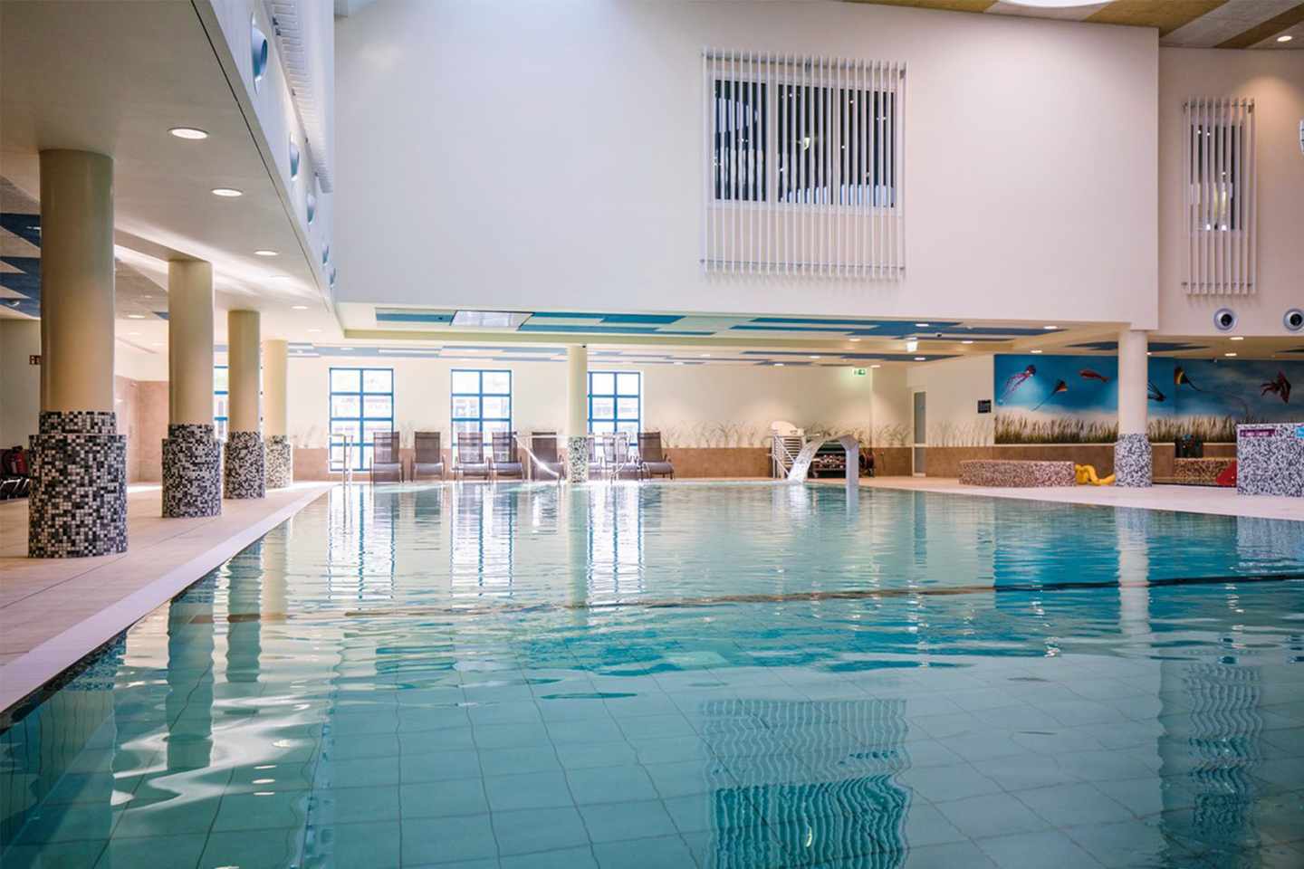 bltd8ba5c96d94402d2-deutschland-ostsee-aja-groemitz-DER-KEL25007.jpg Außergewöhnlichste Hotels Deutschland. Hotel aja Groemitz Schwimmbad