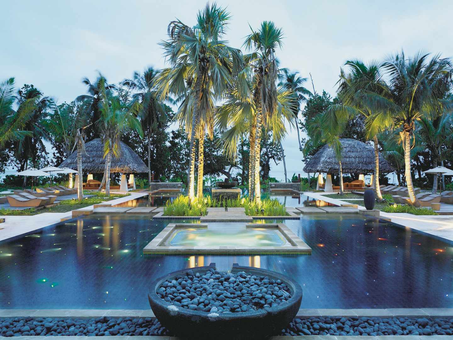 Seychellen-Labriz-Hilton-Pool-DER0965464.jpg