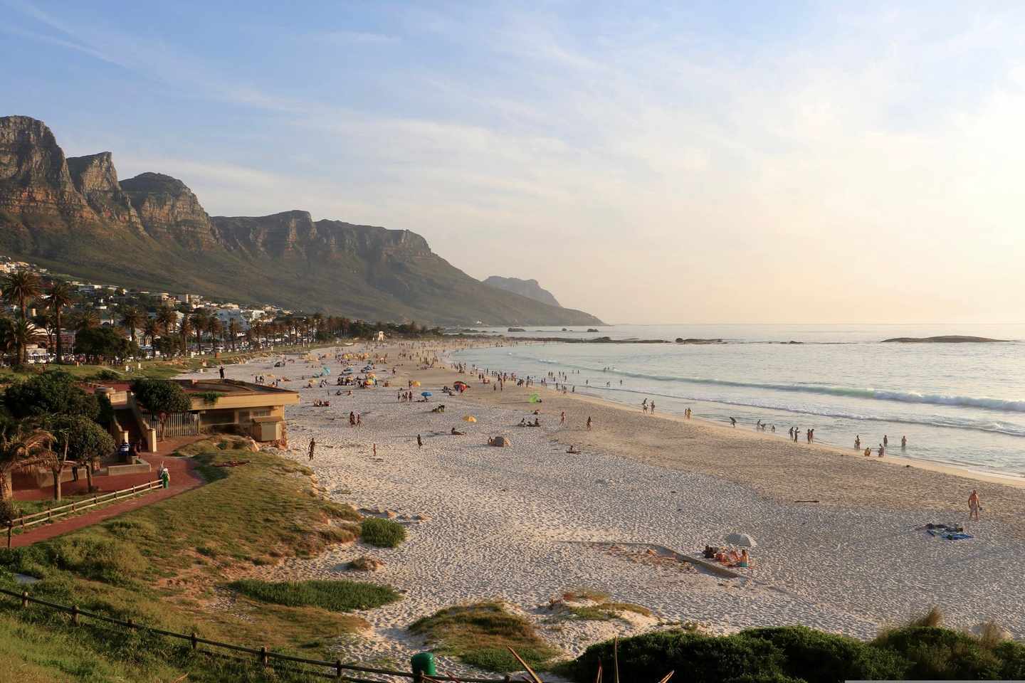 Südafrika-Kapstadt-Camps-Bay-Dertour-g-1177674037.jpg