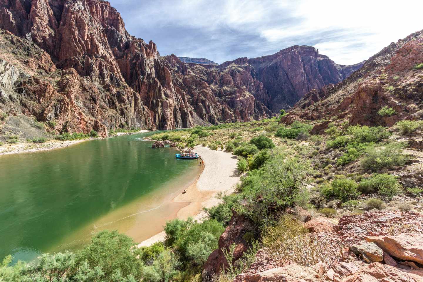 usa-arizona-grand-canyon-colorado-river-boote-g-506297988.jpg