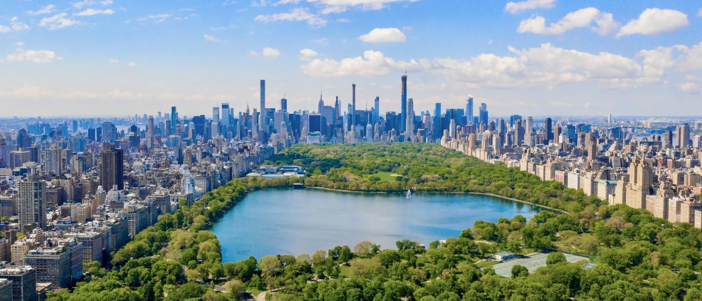 usa-new-york-central-park-mit-skyline-g-1437447979.jpeg