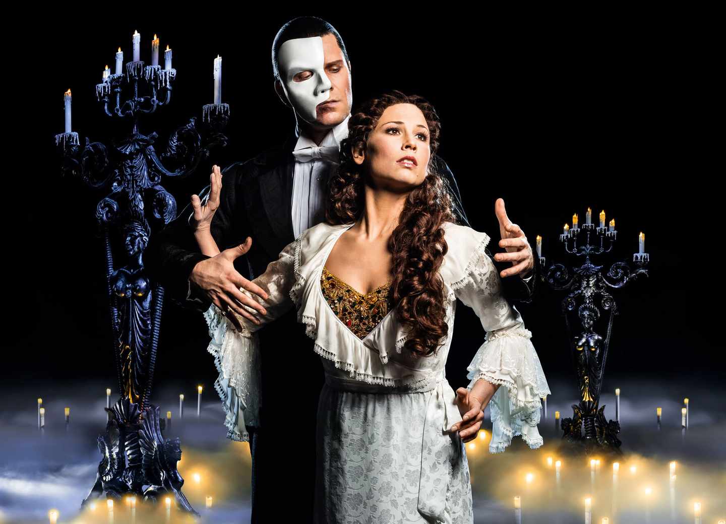 musical-das-phantom-der-oper-das-phantom-und-christine-f.jpg