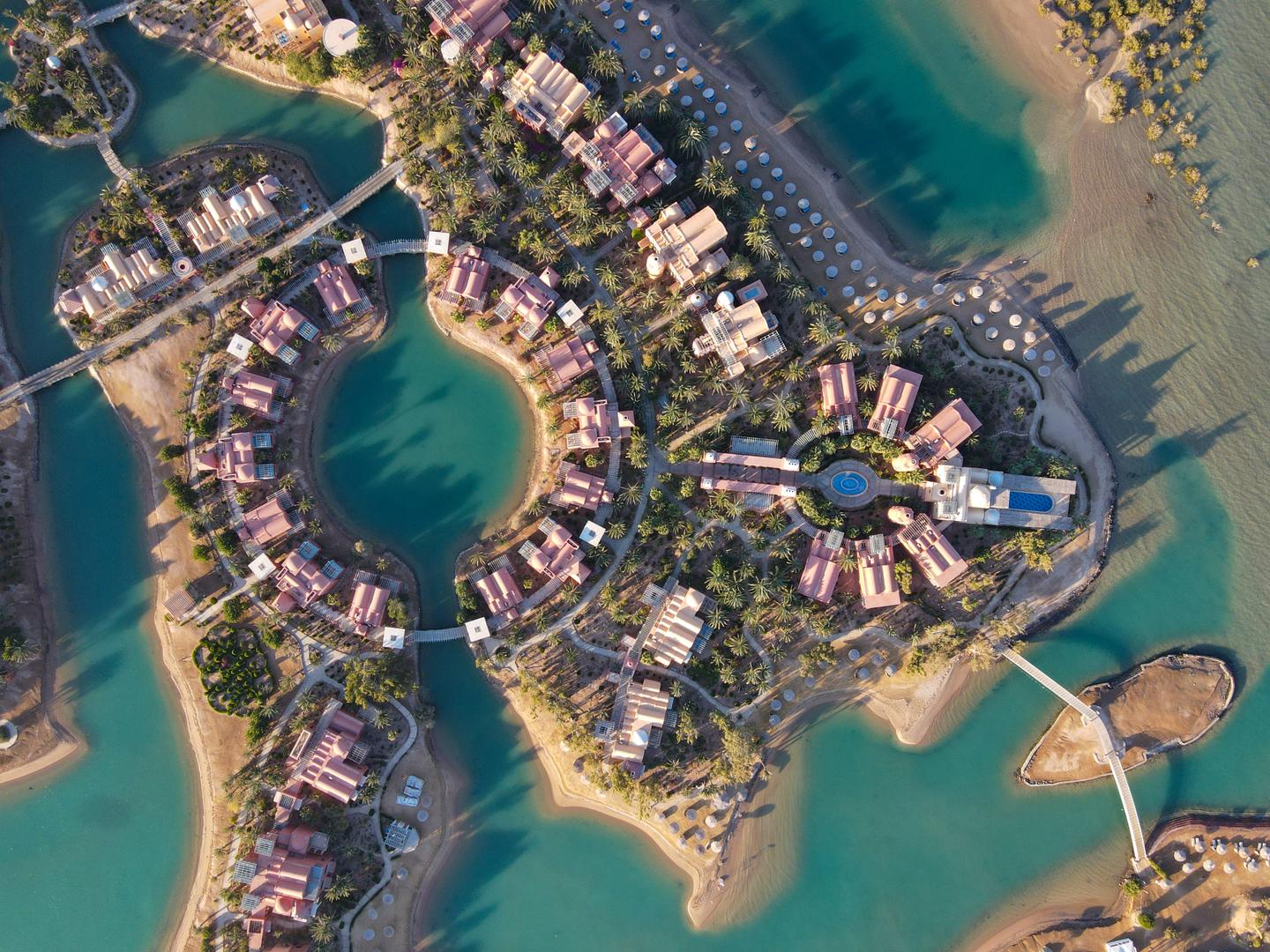 Luftaufnahme der Architektur eines Resortkomplexes in El Gouna