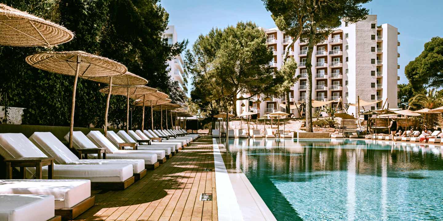 spanien-mallorca-cooks-club-palma-beach--pool-d-1344335.jpg