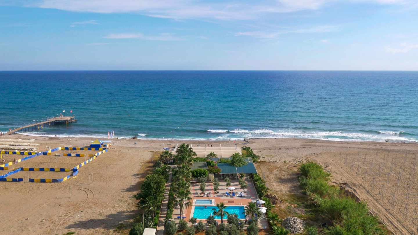 Strand mit Pool.jpg NUMA Hotels - NUMA Hotel Konaktepe