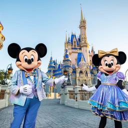 disney-world-resort-magic-kingdom-mickey-und-minnie.jpg