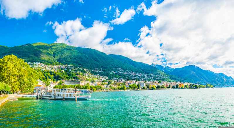 schweiz-see-locarno-g-1138758847.jpg
