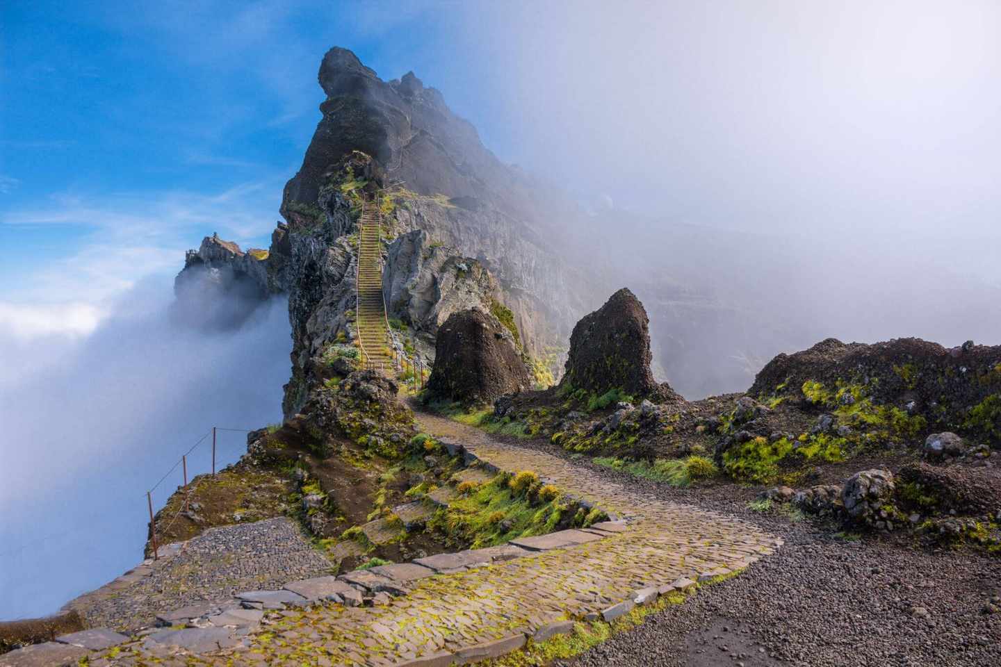 portugal-madeira-pico-do-arieiro-g-510700592.jpg
