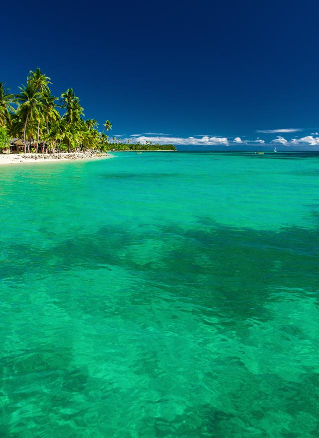 Südsee Urlaub fiji-strand-meer-t-598244892.jpg
