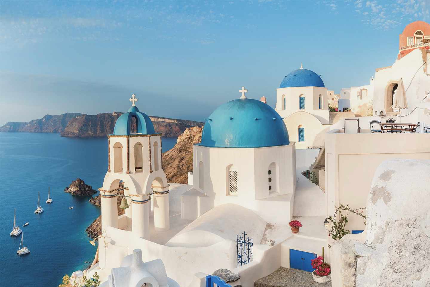 griechenland-blick-auf-oia-g-635763622.jpg