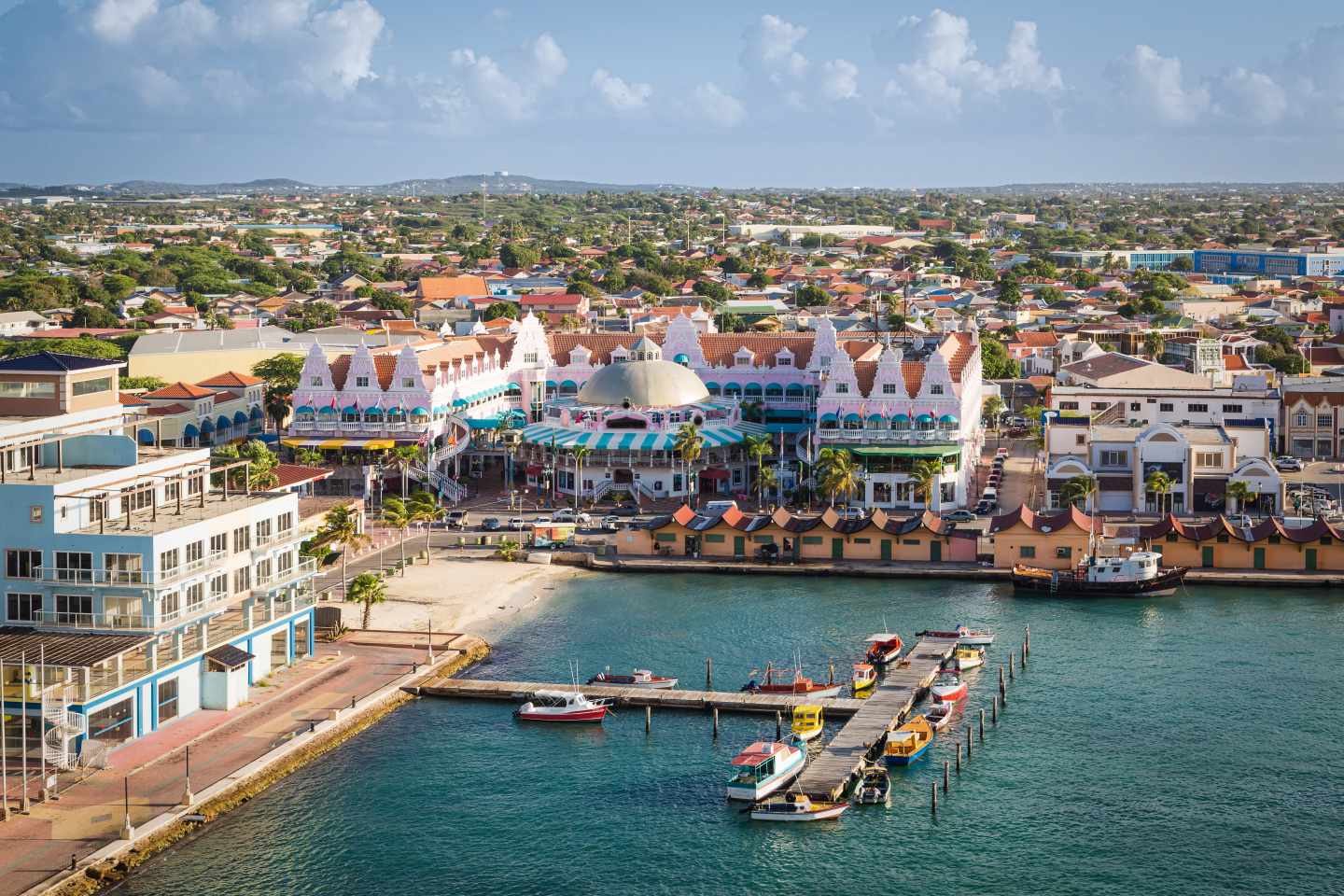 karibik-aruba-oranjestad-g-530759103.jpg