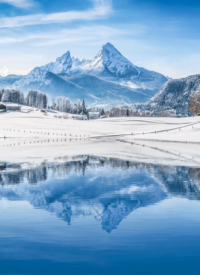 Zu den Angeboten Bergsee in den Österreichen Alpen