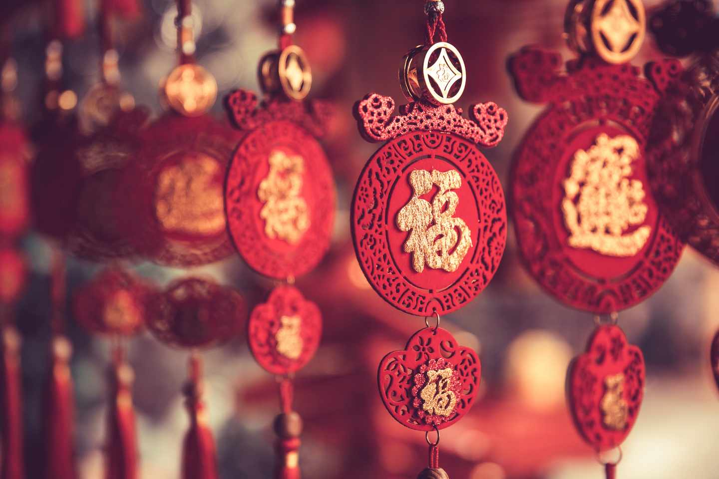 asien-chinesisches-neujahrsfest-t-915311398.jpg