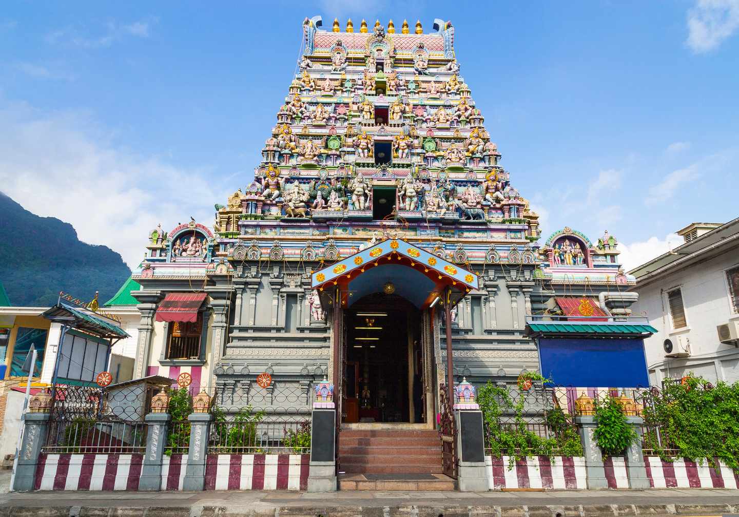 seychellen-viayagar-tempel-victoria-t-910032000.jpg