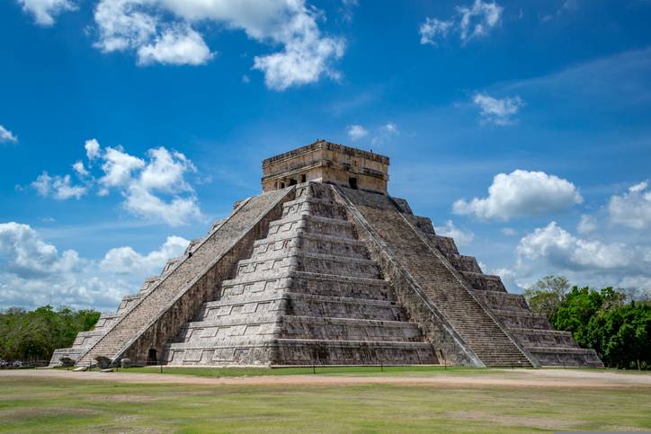 bltbd67f8a6dc90e567-mexiko-pyramide-chichen-itza-g-943502014.jpg mexiko-pyramide-chichen-itza-g-943502014.jpg