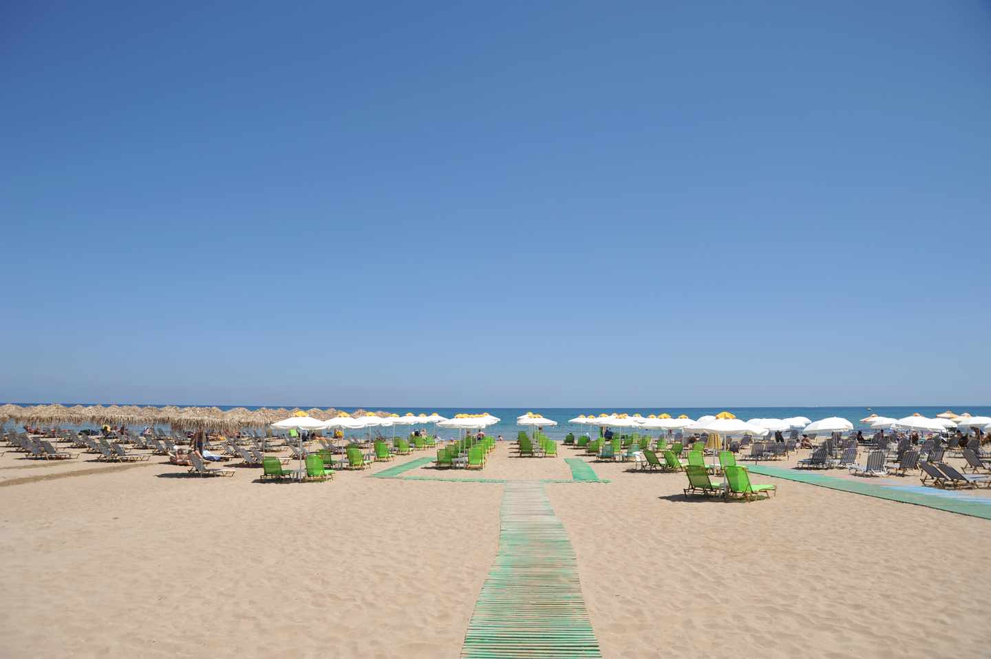 kreta-malia-sandstrand-stalis-g-182826135.jpg