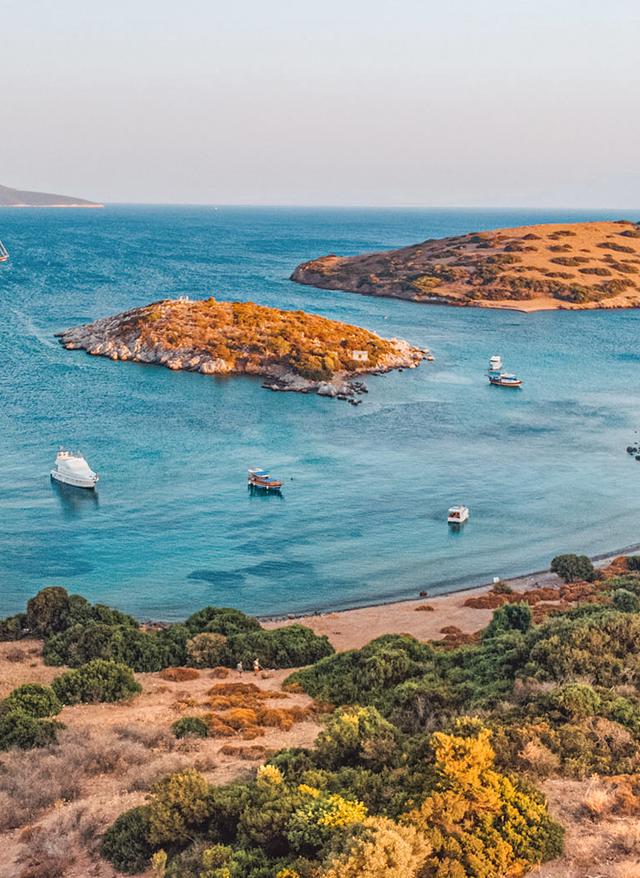 Türkische Ägäis Urlaub tuerkei-aegaeis-urlaub-meerblick-mit-bucht-und-schiffen-g-1276573825.jpg
