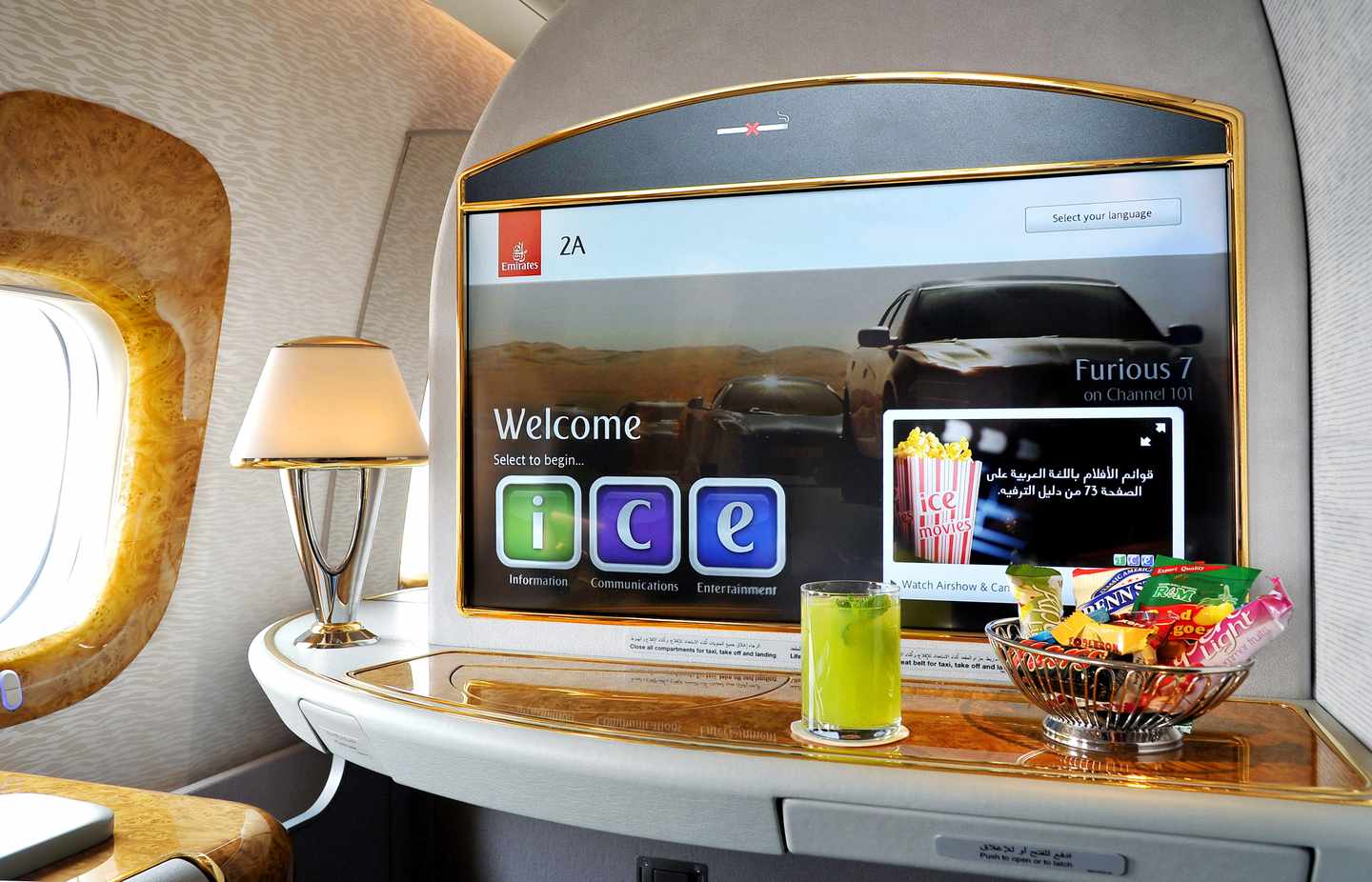 Emirates_32inchfirstclassscreenonnewly-delivered777-300er.jpg