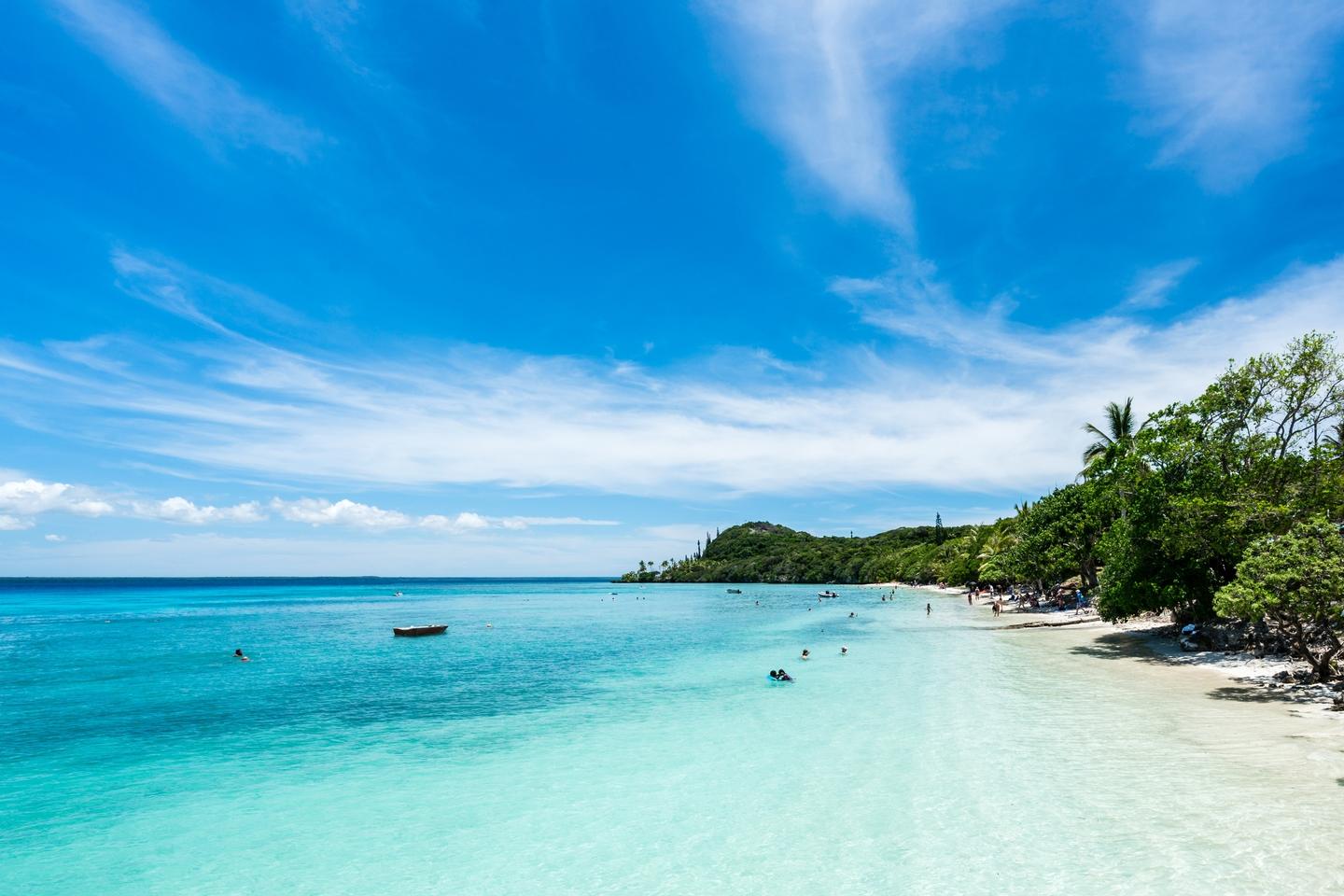 neukaledonien-lifou-strand-g-849306482.jpg