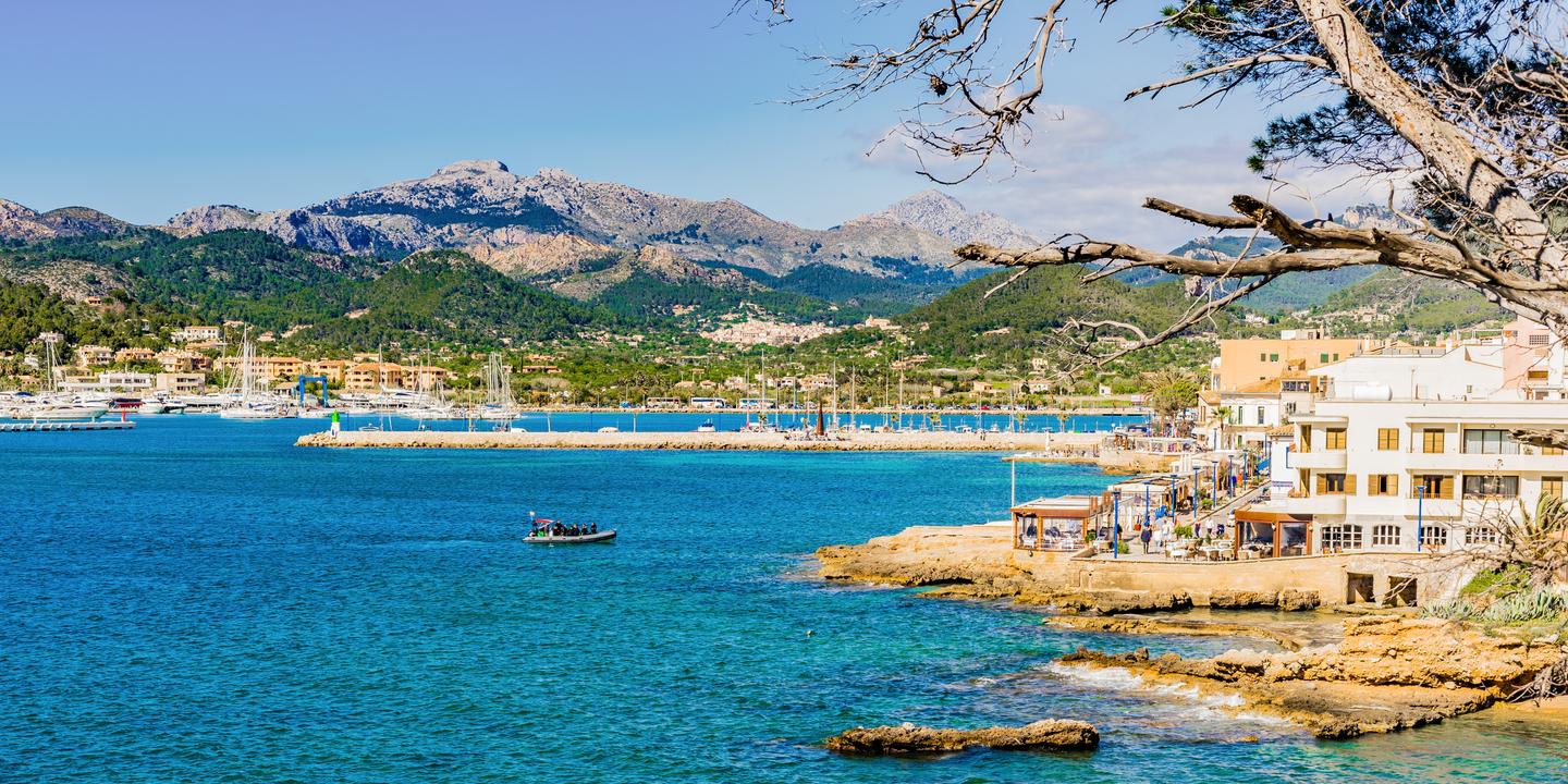 spanien-mallorca-puerto-de-andratx-hafen-g-950861932.jpg