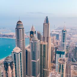 vae-dubai-skyline-g-816341808.jpg