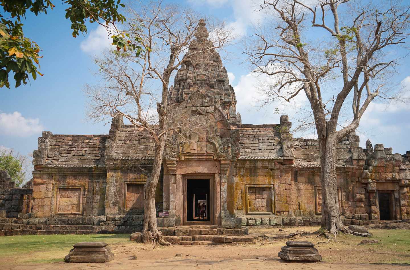 thailand-phanom-rung-t-959101196.jpg