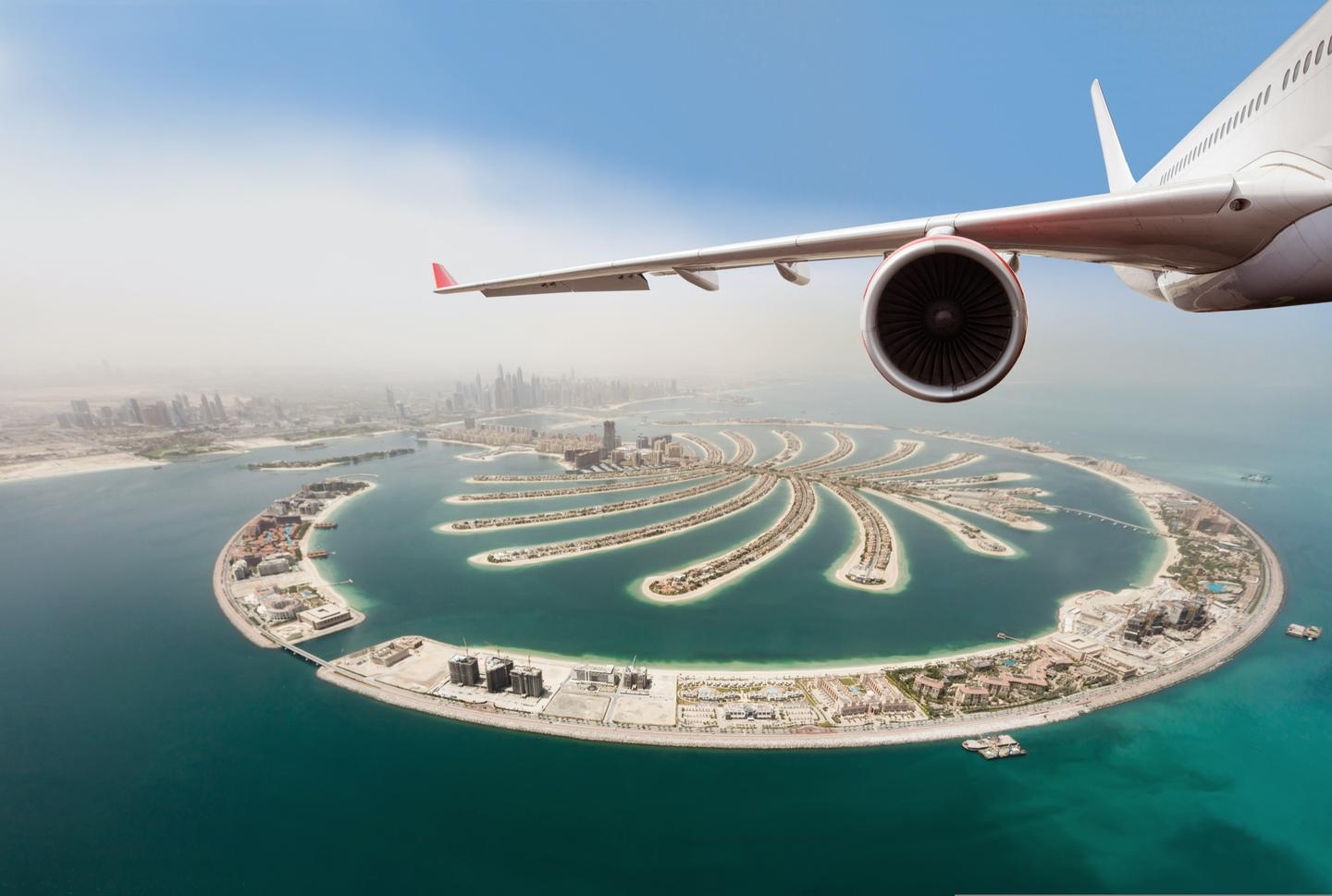 vae-dubai-flugzeug-g-1133545285.jpg