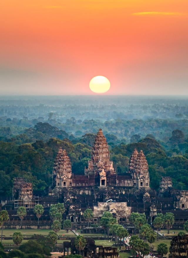 Kambodscha Urlaub kambodscha-angkor-wat-klein-g-544473722.jpg