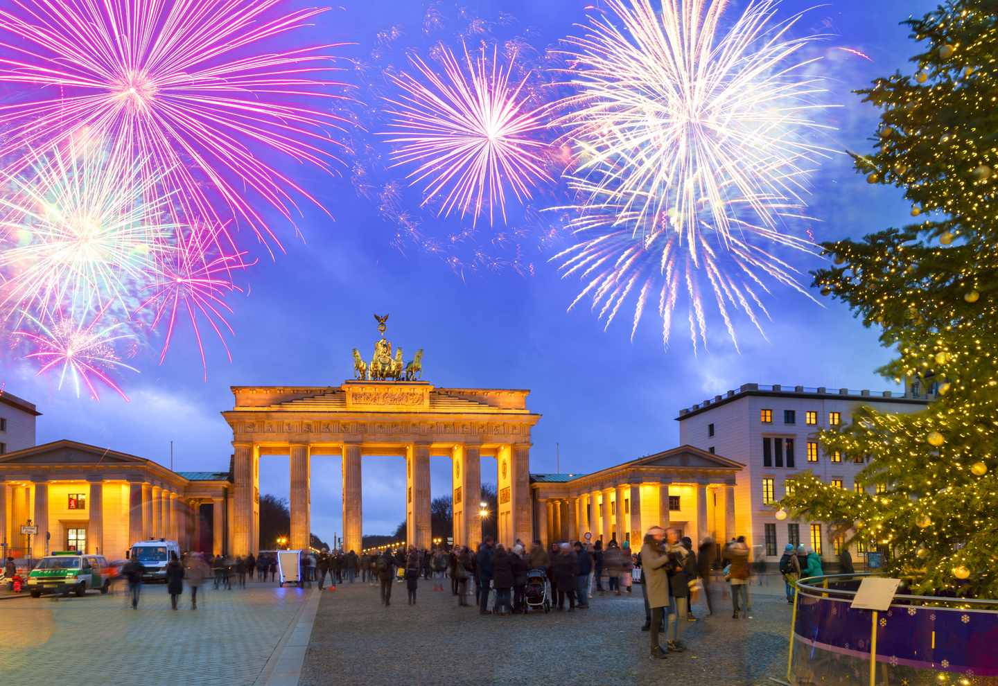 deutschland-berlin-silvester-g-1058803878.jpg