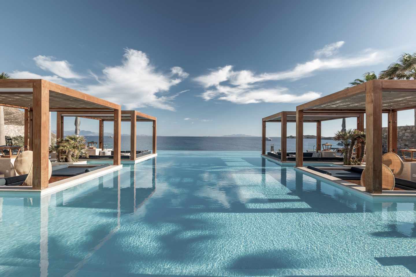 deluxe-aussergewoehnliche-uebernachtungen-santa-marina-mykonos-der1419685.jpg