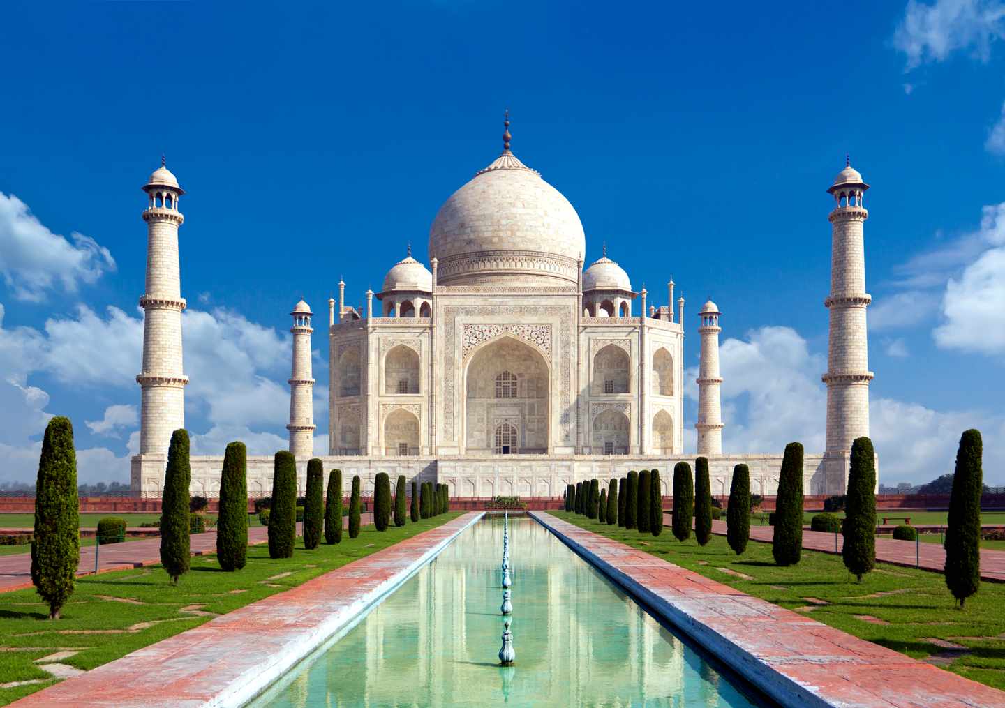 indien-taj-mahal-t-519330110.jpg
