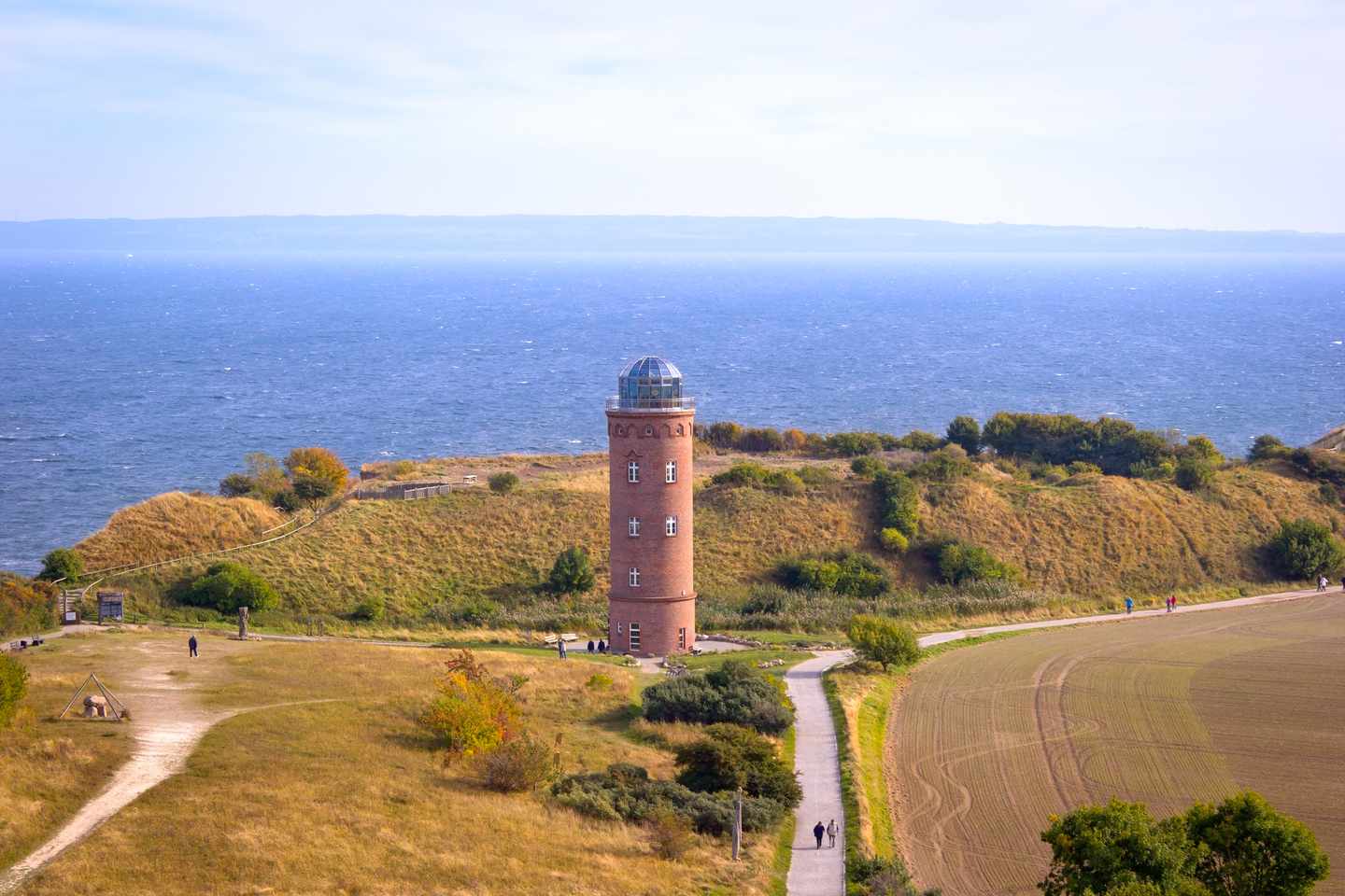 Rügen-Kap-Arkona-Leuchtturm-g-530348423.jpg