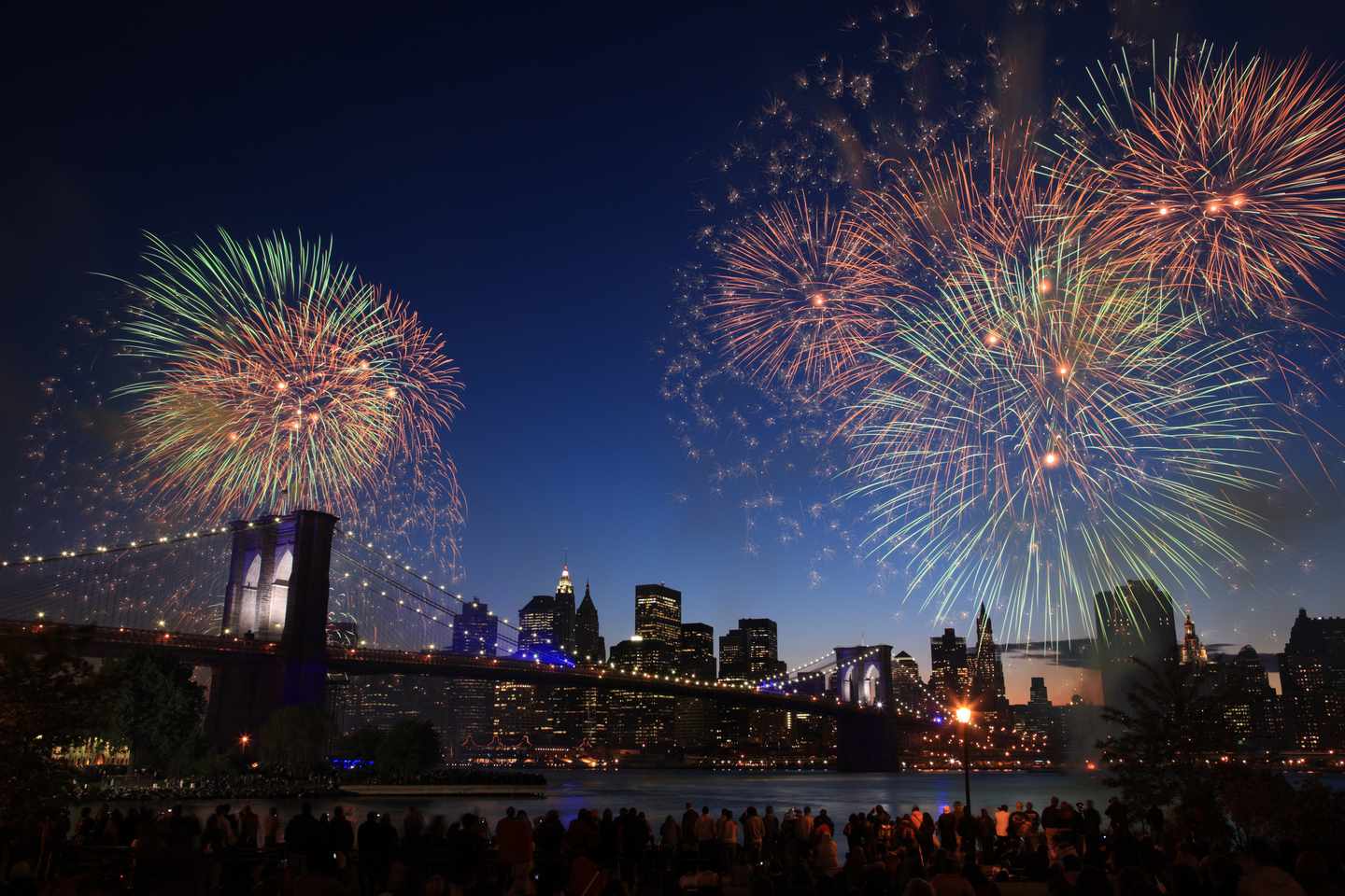 usa-new-york-city-feuerwerk-zu-neujahr-g-116924782.jpg