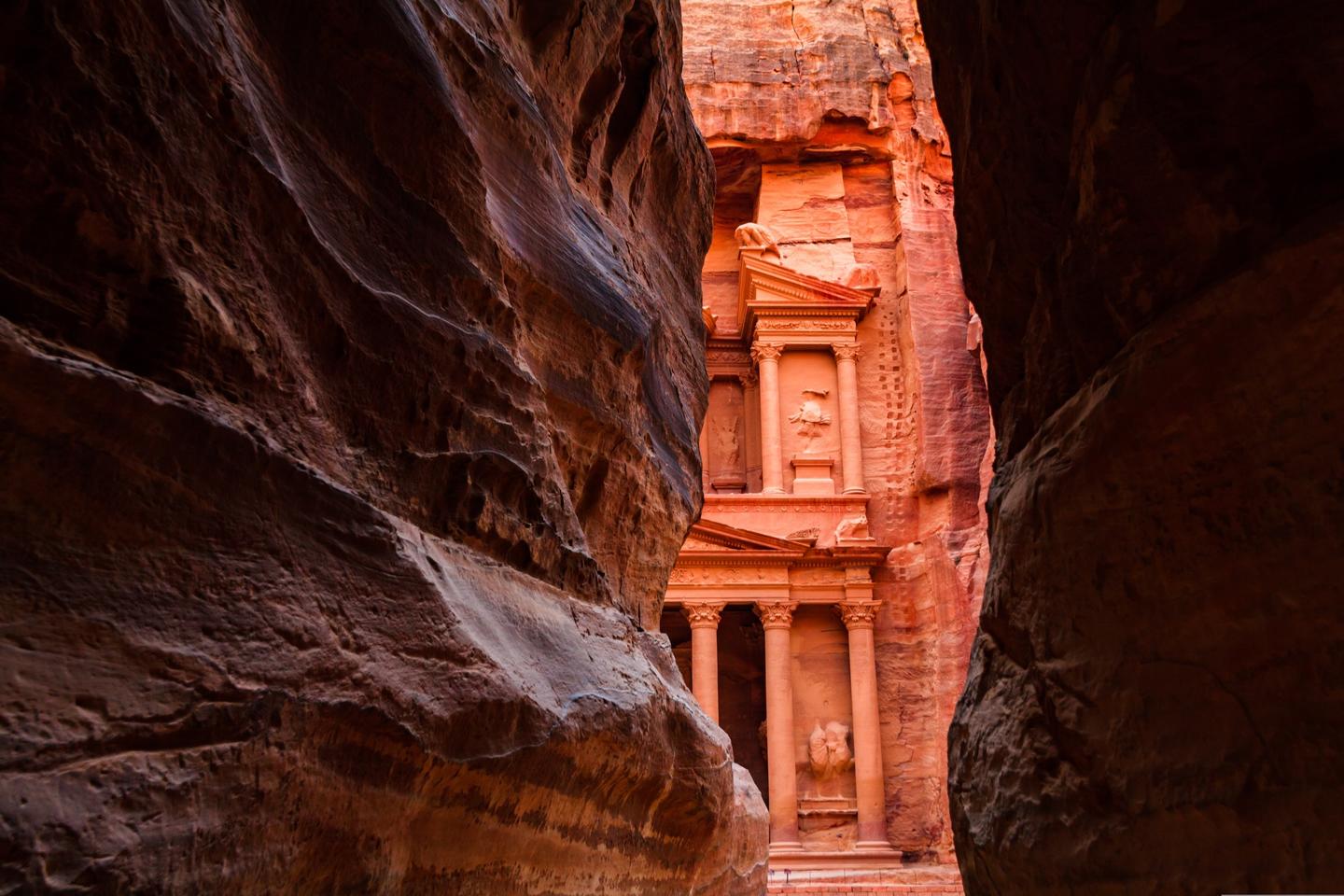blt65e1e8b86915575f-jordanien-petra-schatzhaus-g-849238962.jpg jordanien-petra-schatzhaus-g-849238962.jpg