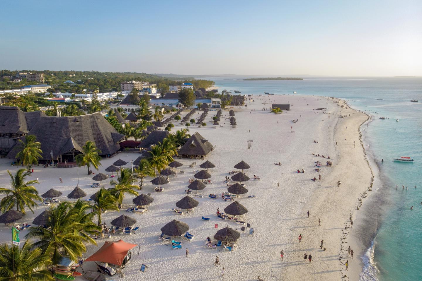 afrika-tansania-sansibar-strand-kendwa-g-1301088561.jpg