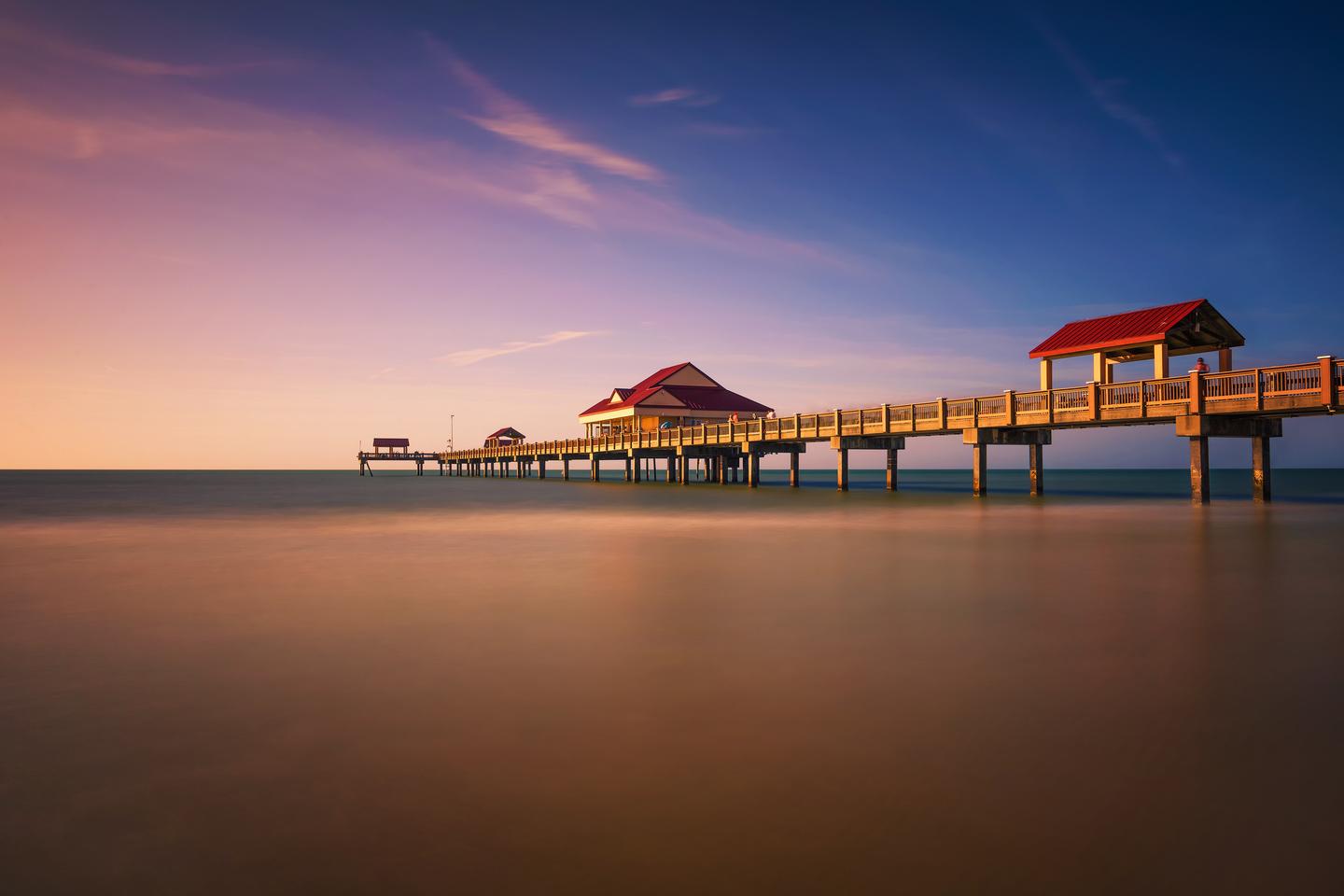 usa-florida-clearwater-beach-pier-60-bei-sonnenuntergang-g-1219875797.jpg