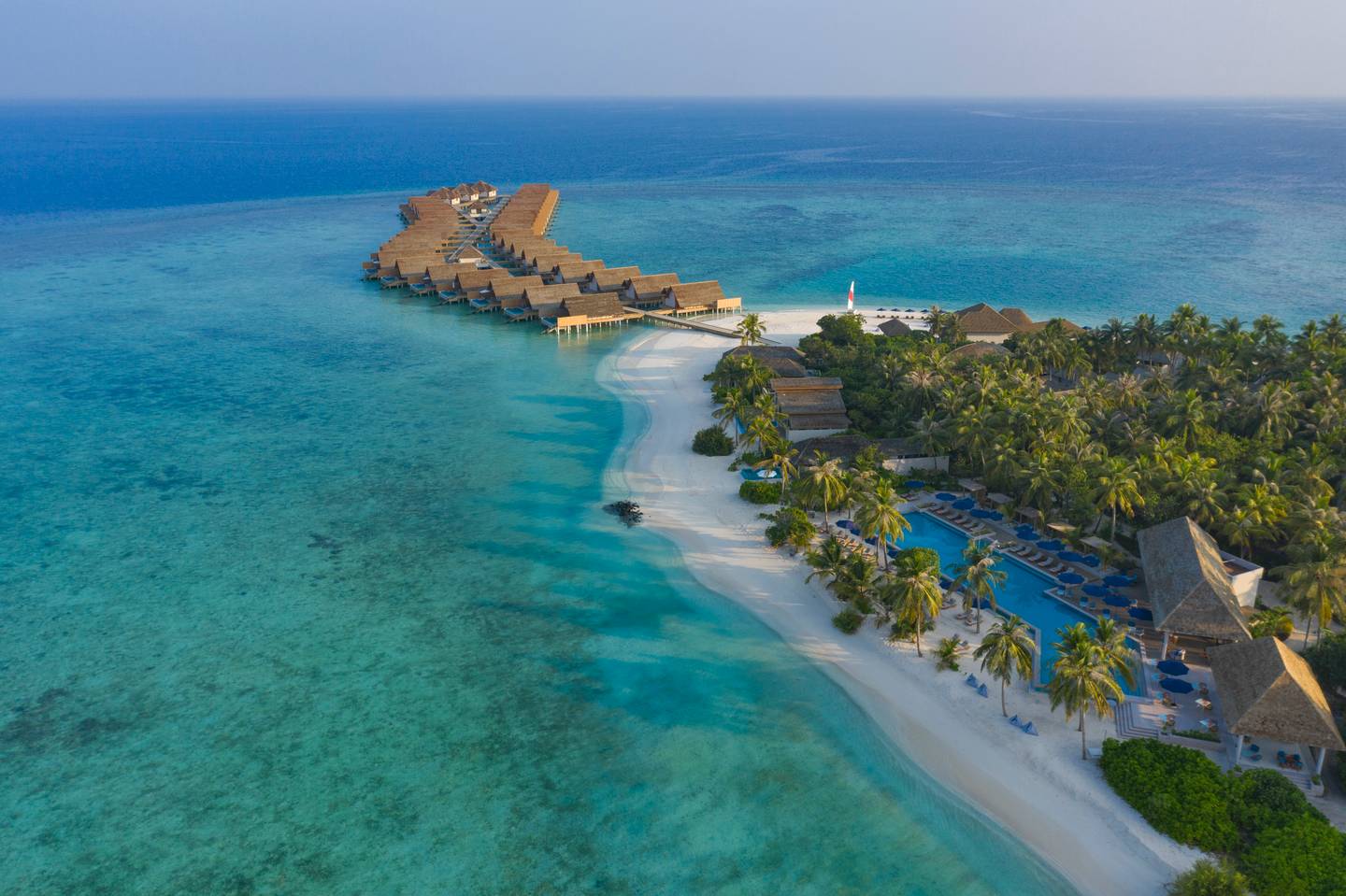 Malediven-raa-atoll-Faarufushi-wasserbungalows-f-malediven.jpg