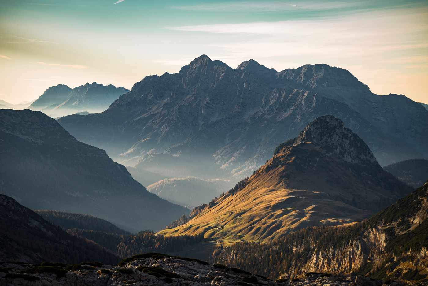 kalkalpen_im_Sonnenaufgang_Nebel_dertour_g-500369068.jpg