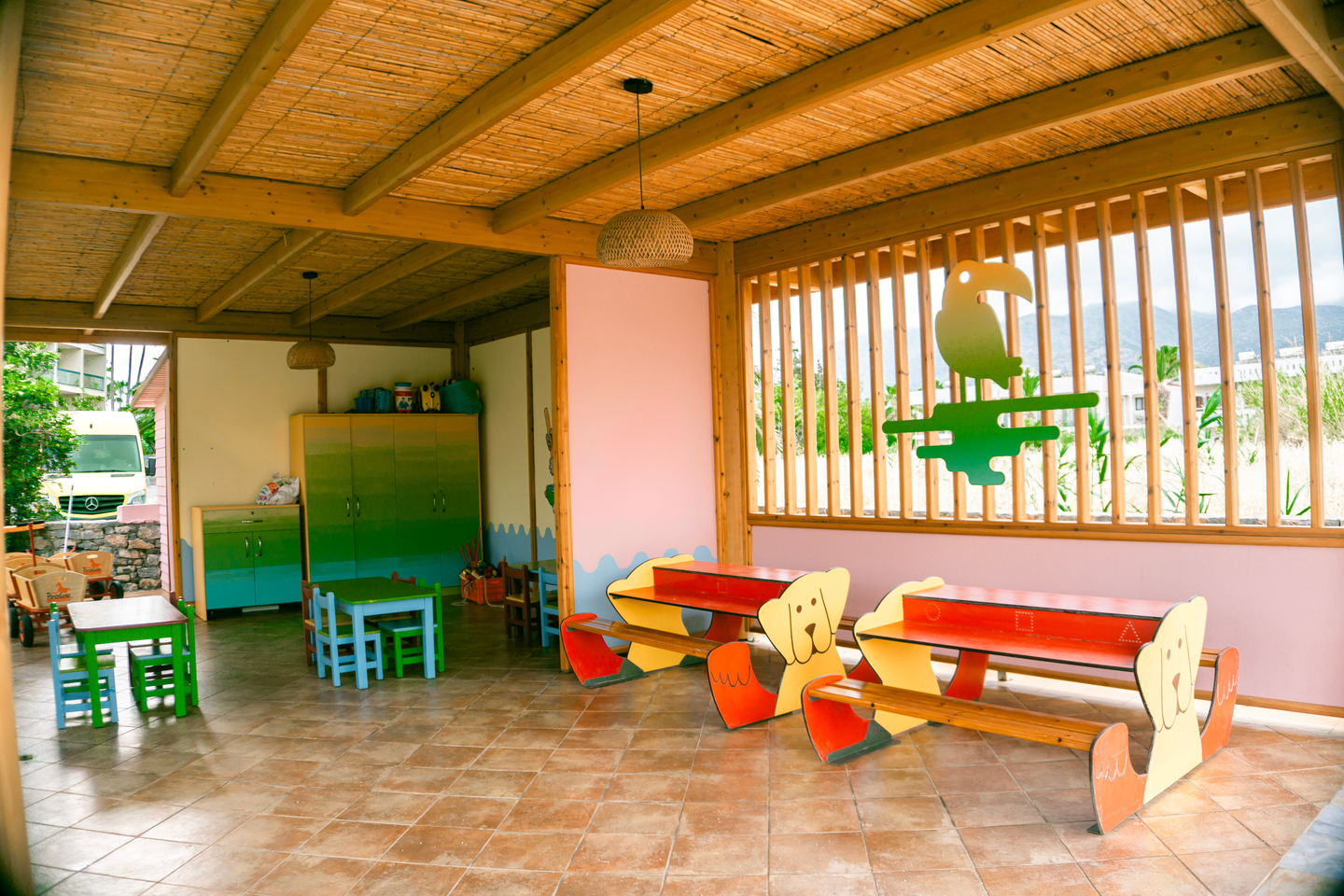 bltb58a56a0a3228ddd-129e5c4f-7c26-4649-af2a-c850dc3b8a05.png Calimera Kids Club