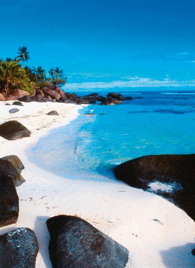 Hotel auf den Seychellen buchen Strand auf den Seychellen