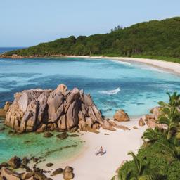 Anse-Cocos-Strand-La-Digue-Seychellen-g-1071663614.jpg